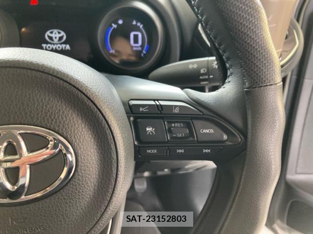 Toyota YARIS CROSS 2021-08 7227756-21