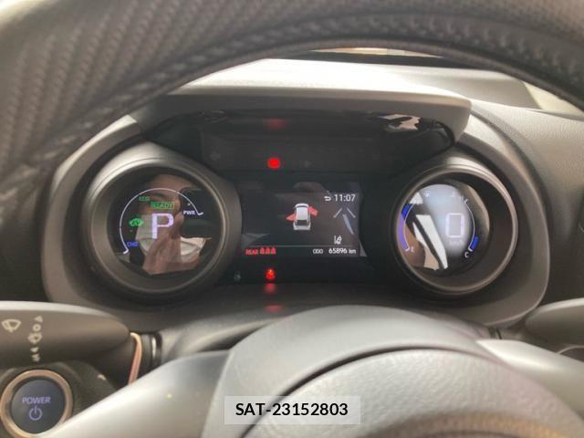 Toyota YARIS CROSS 2021-08 7227756-23