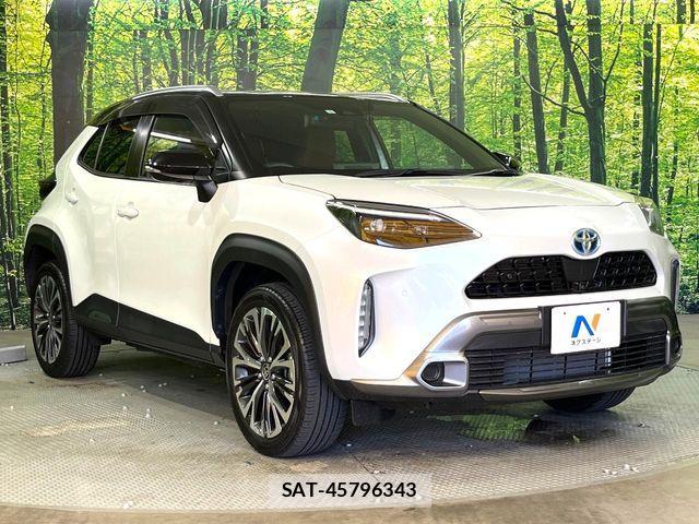 Toyota YARIS CROSS 2023-06 7227772-16