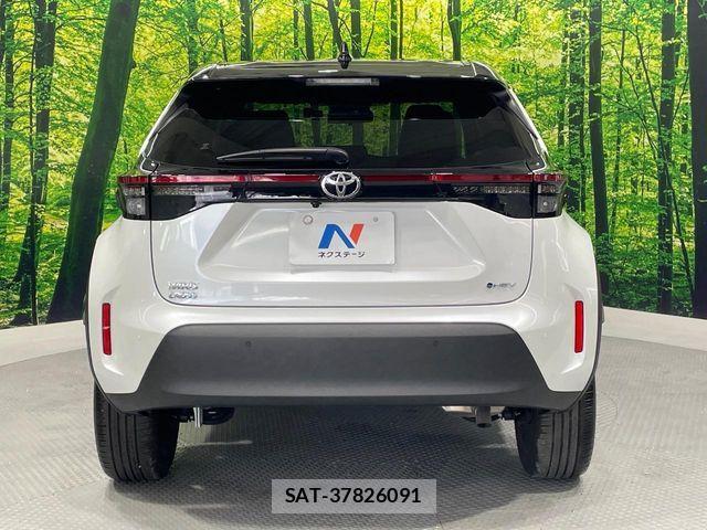 Toyota YARIS CROSS 2025-07 7227800-15
