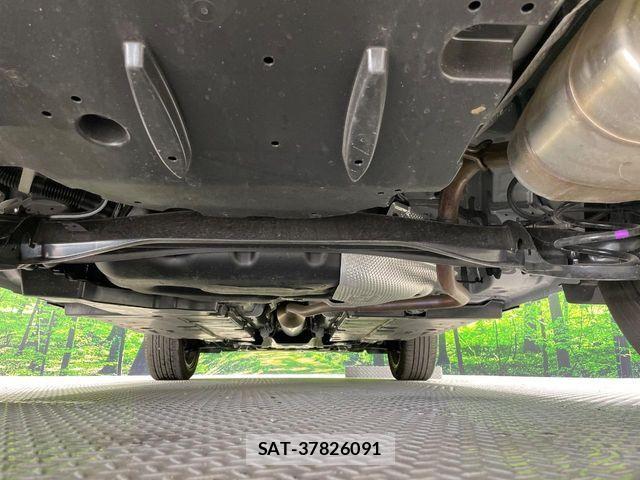 Toyota YARIS CROSS 2025-07 7227800-18