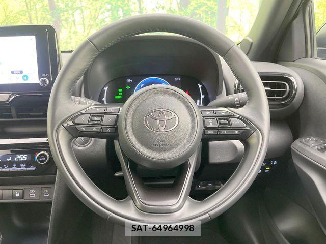Toyota YARIS CROSS 2025-05 7227798-10