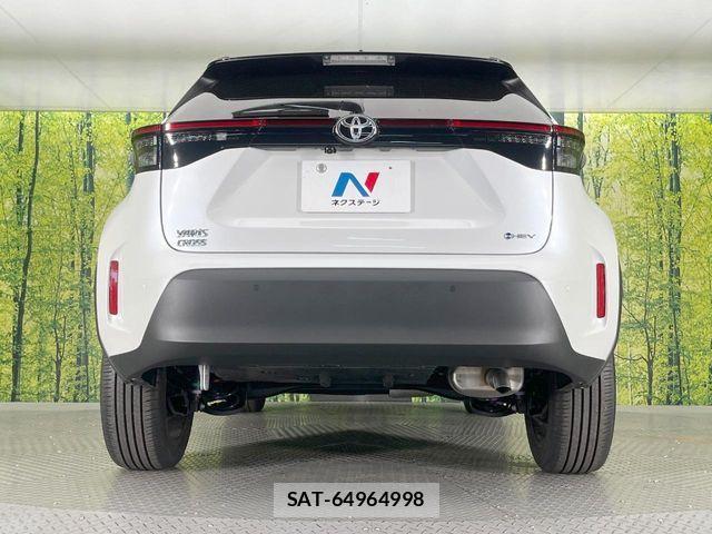 Toyota YARIS CROSS 2025-05 7227798-14