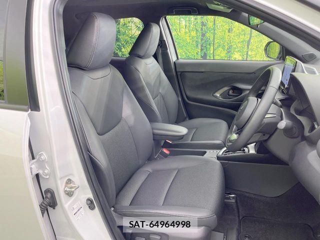 Toyota YARIS CROSS 2025-05 7227798-7