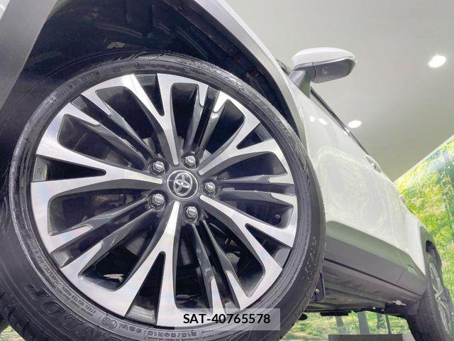 Toyota YARIS CROSS 2022-03 7227763-12