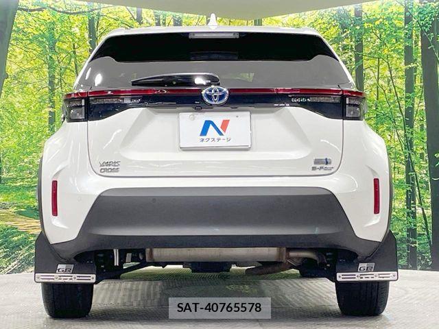 Toyota YARIS CROSS 2022-03 7227763-15