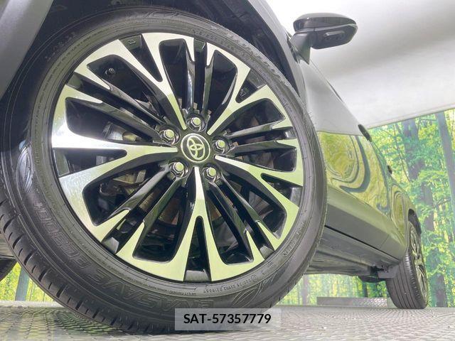 Toyota YARIS CROSS 2025-03 7227796-12