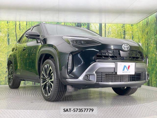 Toyota YARIS CROSS 2025-03 7227796-15