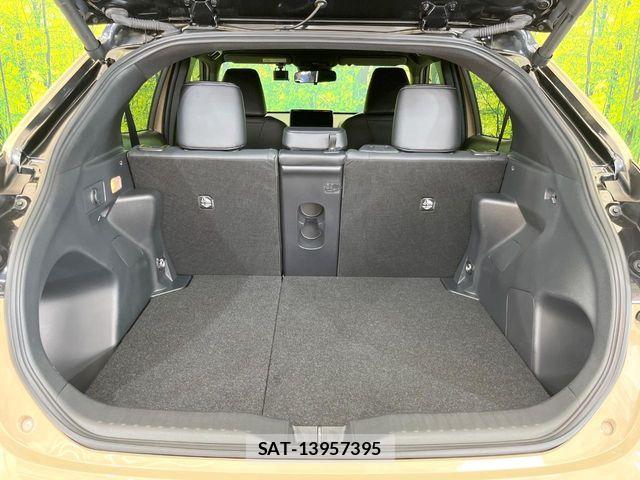 Toyota YARIS CROSS 2024-02 7227788-9