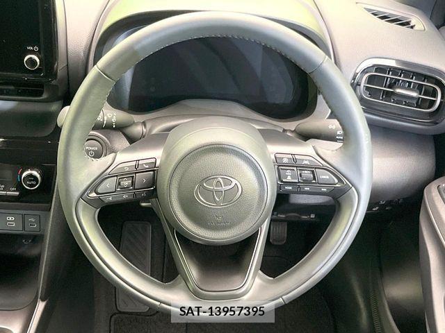 Toyota YARIS CROSS 2024-02 7227788-10