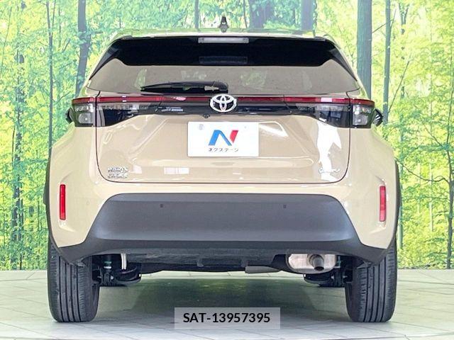 Toyota YARIS CROSS 2024-02 7227788-14