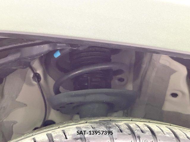 Toyota YARIS CROSS 2024-02 7227788-19