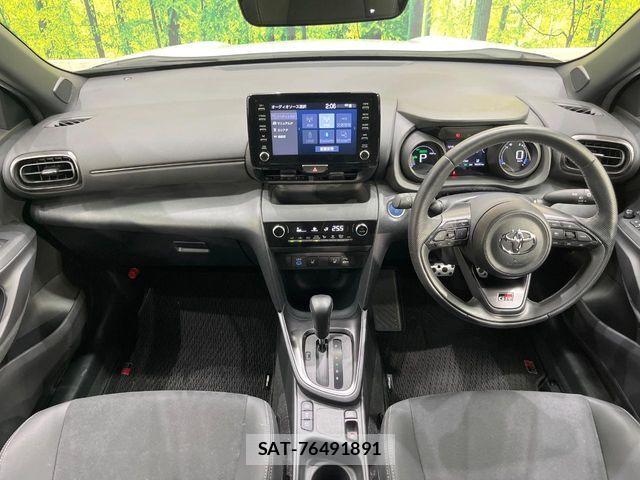 Toyota YARIS CROSS 2023-11 7227782-1