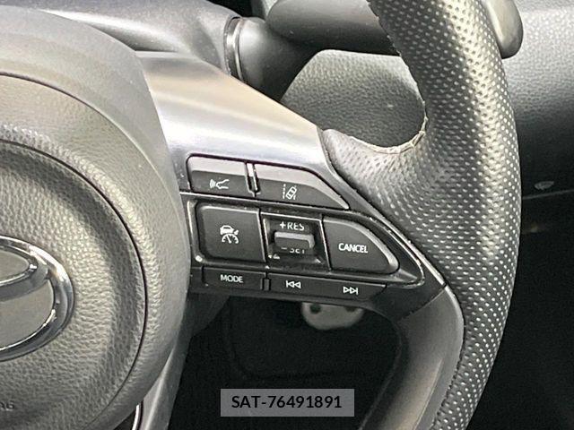 Toyota YARIS CROSS 2023-11 7227782-6