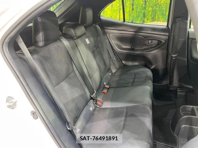 Toyota YARIS CROSS 2023-11 7227782-8