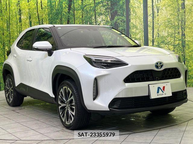 Toyota YARIS CROSS 2023-12 7227787-15
