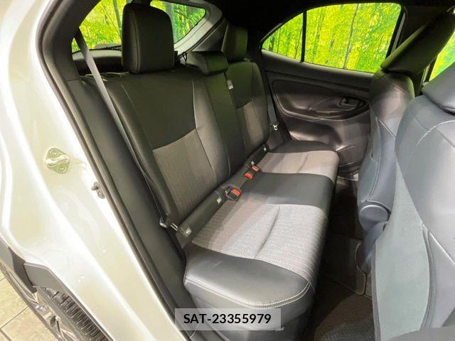 Toyota YARIS CROSS 2023-12 7227787-8