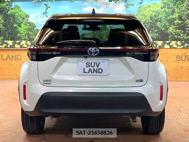 Toyota YARIS CROSS 2021-08 7227753-14
