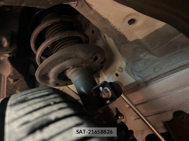 Toyota YARIS CROSS 2021-08 7227753-19