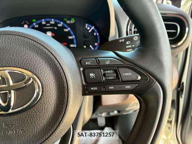 Toyota YARIS CROSS 2020-12 7227743-9