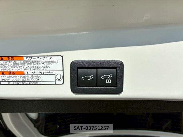 Toyota YARIS CROSS 2020-12 7227743-16