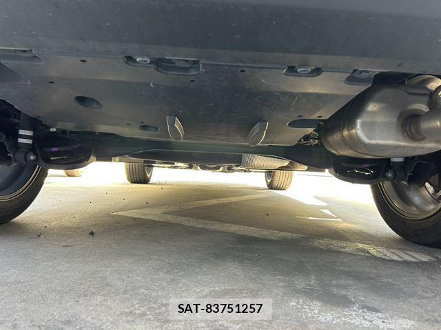 Toyota YARIS CROSS 2020-12 7227743-24