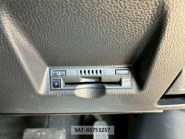 Toyota YARIS CROSS 2020-12 7227743-6