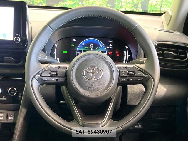 Toyota YARIS CROSS 2025-04 7252995-10
