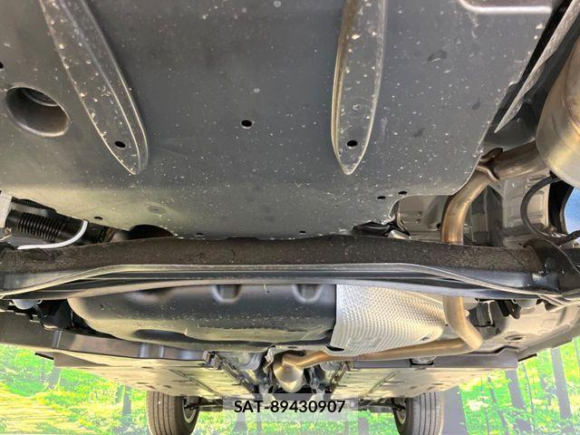 Toyota YARIS CROSS 2025-04 7252995-18