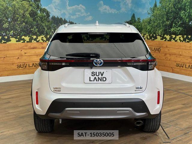 Toyota YARIS CROSS 2023-03 7252983-16