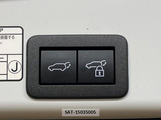 Toyota YARIS CROSS 2023-03 7252983-6