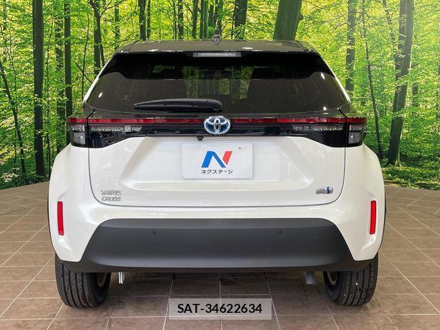 Toyota YARIS CROSS 2022-02 7252993-14