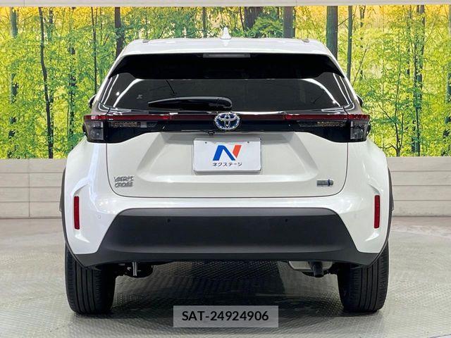 Toyota YARIS CROSS 2021-03 7252987-14