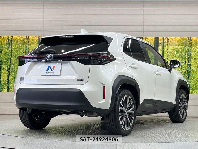 Toyota YARIS CROSS 2021-03 7252987-16
