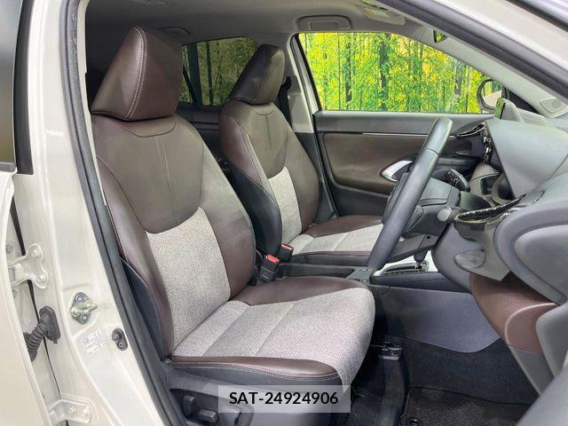 Toyota YARIS CROSS 2021-03 7252987-7