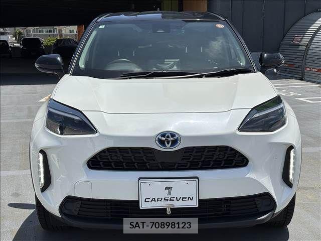 Toyota YARIS CROSS 2022-03 7252996-24