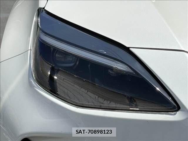 Toyota YARIS CROSS 2022-03 7252996-28
