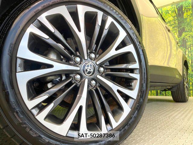 Toyota YARIS CROSS 2023-03 7252989-12