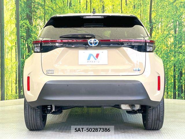 Toyota YARIS CROSS 2023-03 7252989-14