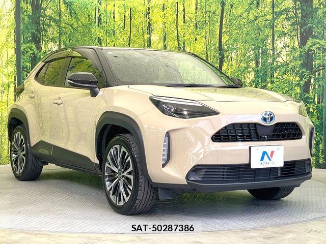 Toyota YARIS CROSS 2023-03 7252989-15