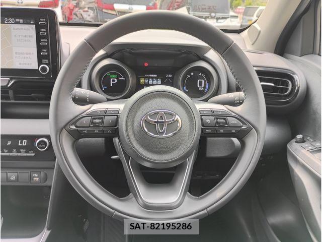 Toyota YARIS CROSS 2023-06 7252999-17