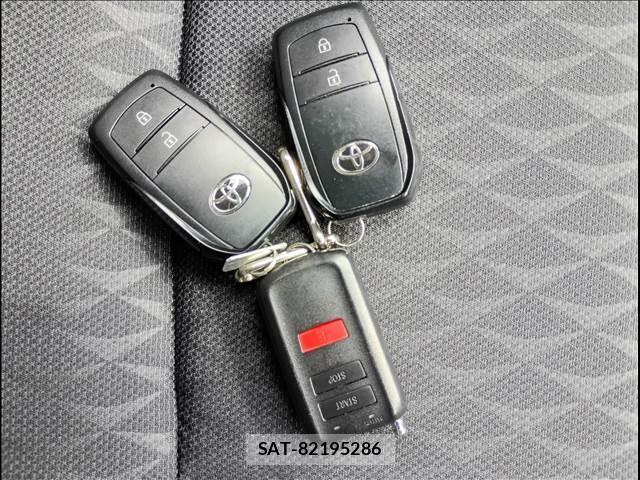 Toyota YARIS CROSS 2023-06 7252999-24