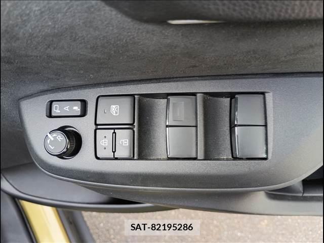 Toyota YARIS CROSS 2023-06 7252999-28