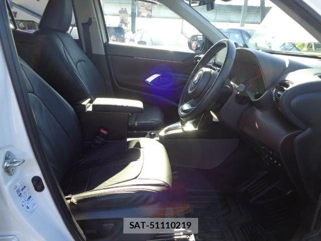 Toyota YARIS CROSS 2021-11 7252991-2