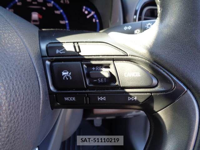 Toyota YARIS CROSS 2021-11 7252991-7