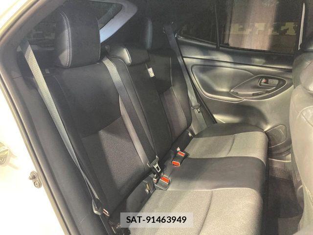 Toyota YARIS CROSS 2025-04 7252982-9