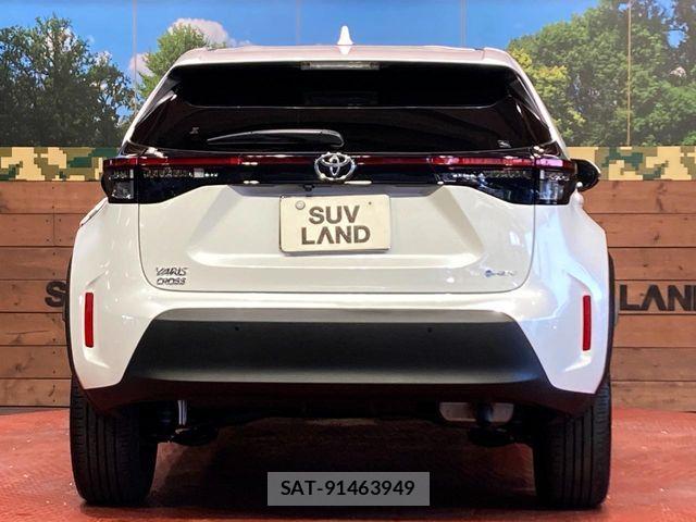 Toyota YARIS CROSS 2025-04 7252982-14