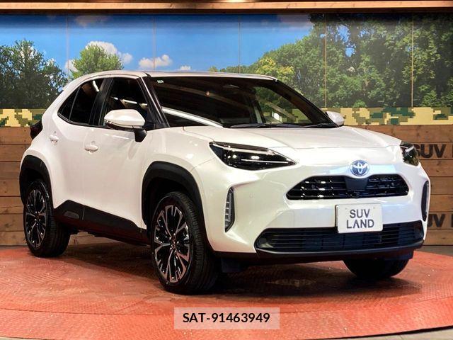 Toyota YARIS CROSS 2025-04 7252982-15