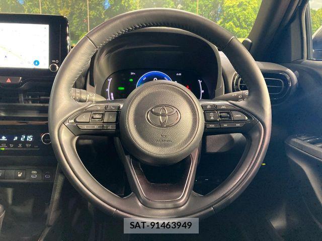 Toyota YARIS CROSS 2025-04 7252982-7