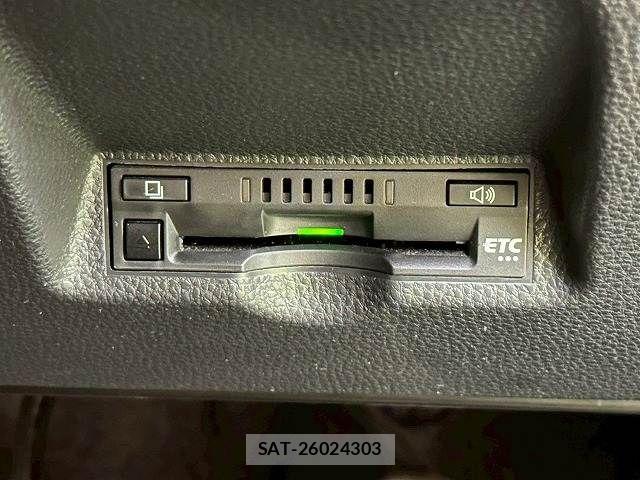 Toyota YARIS CROSS 2021-12 7252992-14
